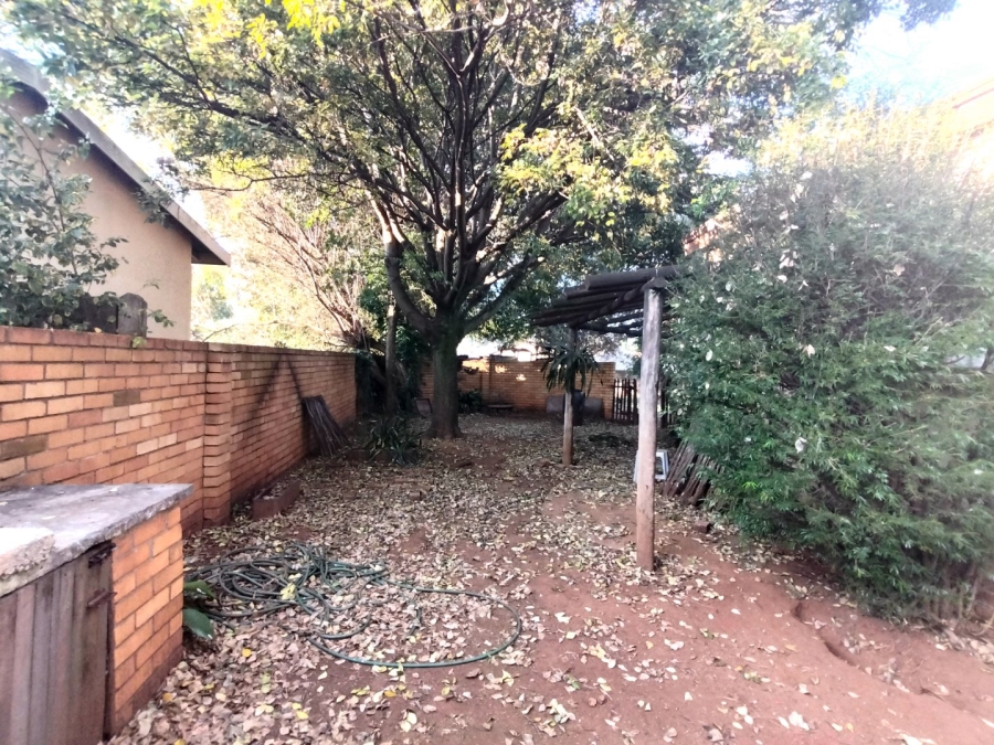 3 Bedroom Property for Sale in Struisbult Gauteng