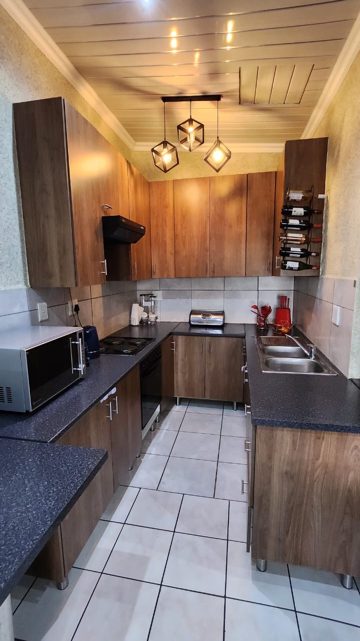 3 Bedroom Property for Sale in Elspark Gauteng