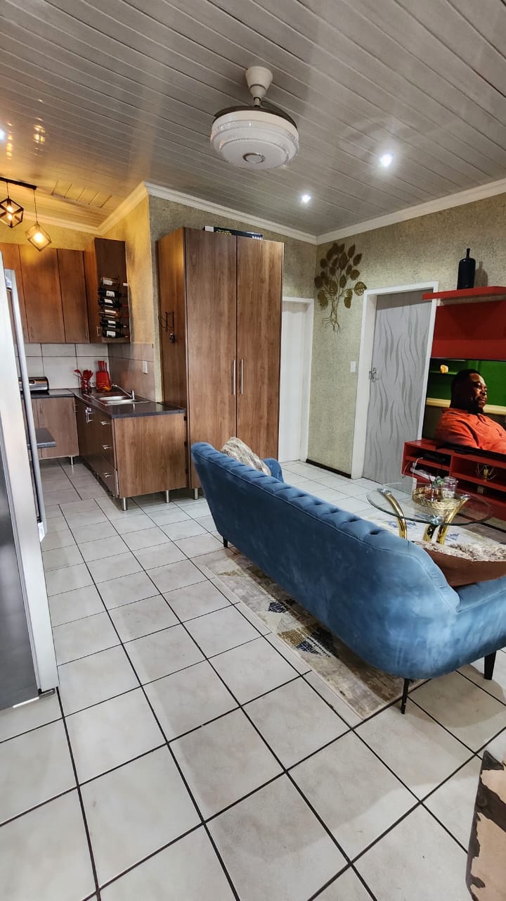 3 Bedroom Property for Sale in Elspark Gauteng