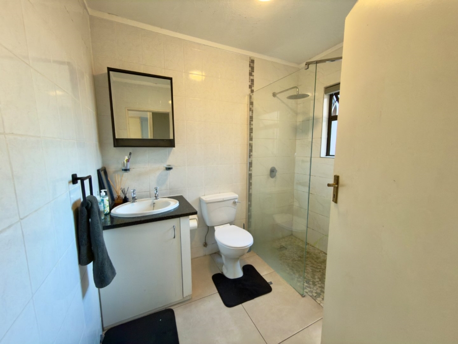 2 Bedroom Property for Sale in New Market Park Gauteng