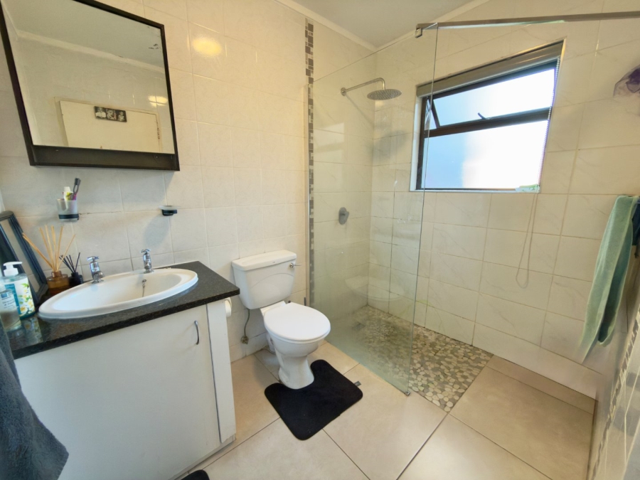 2 Bedroom Property for Sale in New Market Park Gauteng