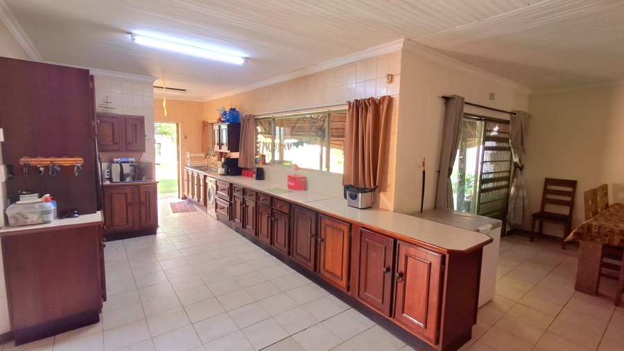 5 Bedroom Property for Sale in Vanderbijlpark Sw 2 Gauteng