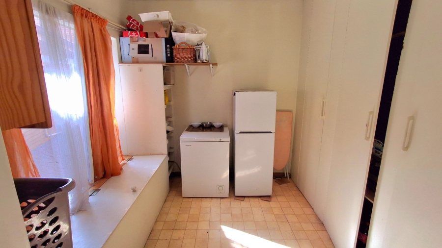 5 Bedroom Property for Sale in Vanderbijlpark Sw 2 Gauteng