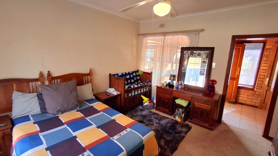 5 Bedroom Property for Sale in Vanderbijlpark Sw 2 Gauteng