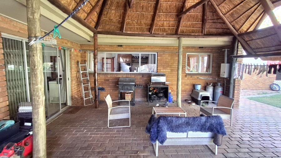 5 Bedroom Property for Sale in Vanderbijlpark Sw 2 Gauteng