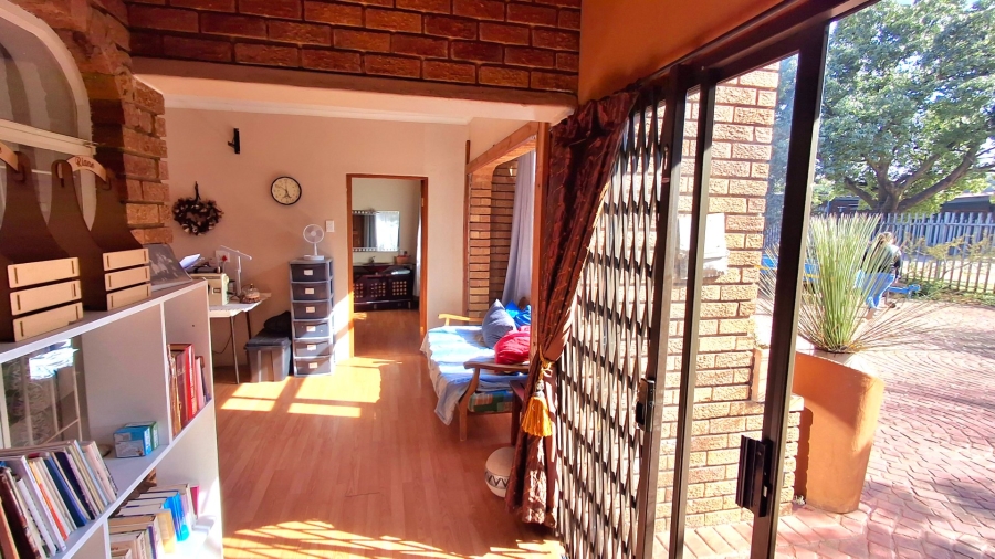 5 Bedroom Property for Sale in Vanderbijlpark Sw 2 Gauteng