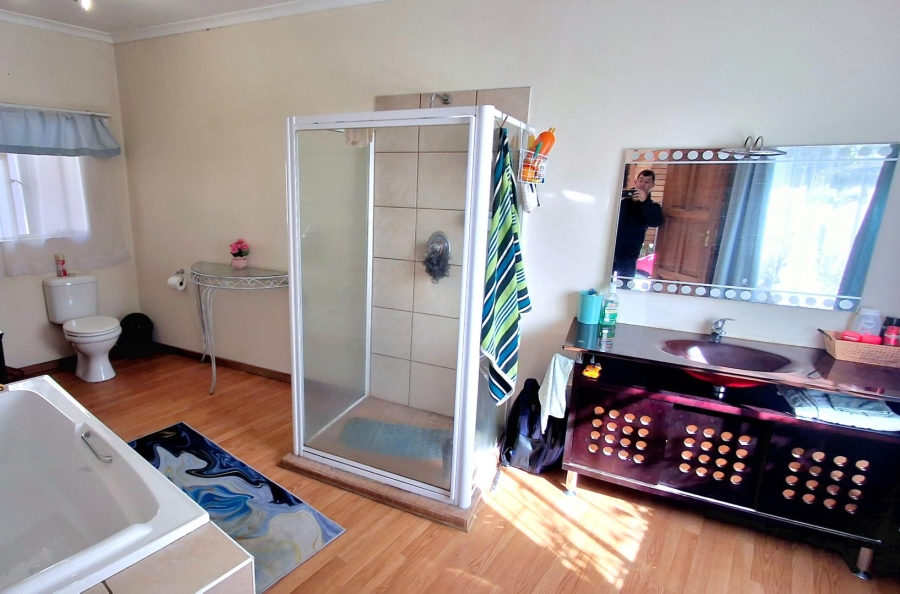 5 Bedroom Property for Sale in Vanderbijlpark Sw 2 Gauteng