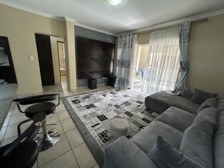 2 Bedroom Property for Sale in Carlswald Gauteng