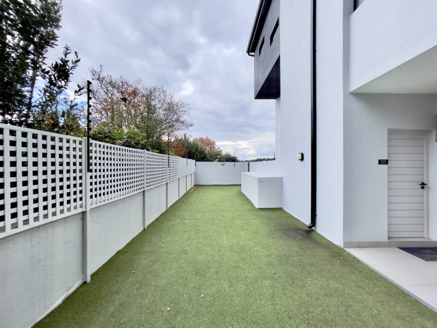 To Let 1 Bedroom Property for Rent in Sandton Central Gauteng