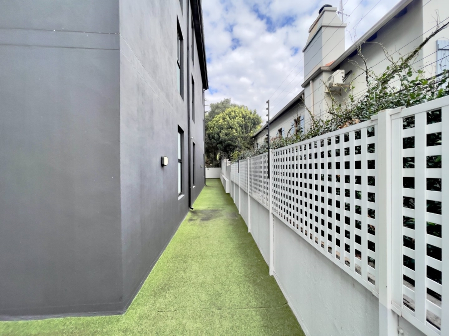 To Let 1 Bedroom Property for Rent in Sandton Central Gauteng