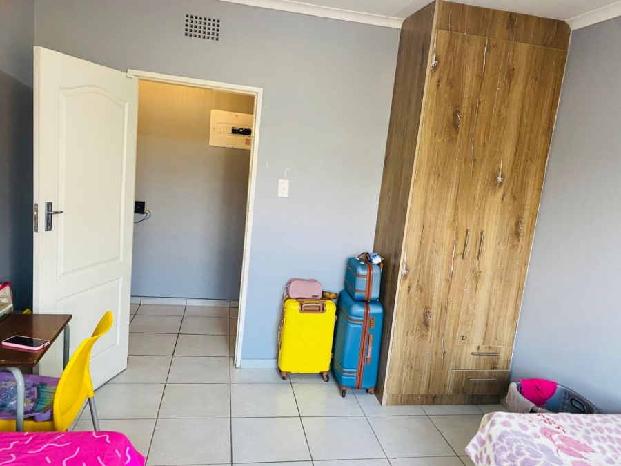 5 Bedroom Property for Sale in Krugersdorp West Gauteng