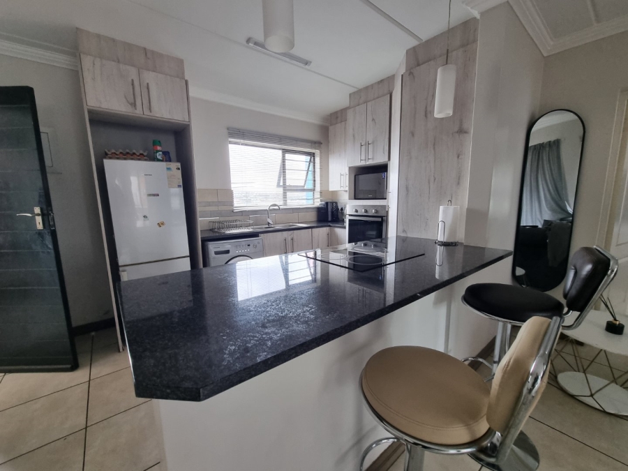 2 Bedroom Property for Sale in Amberfield Gauteng