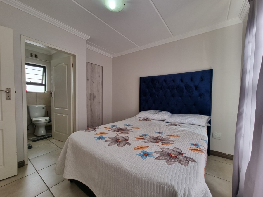 2 Bedroom Property for Sale in Amberfield Gauteng
