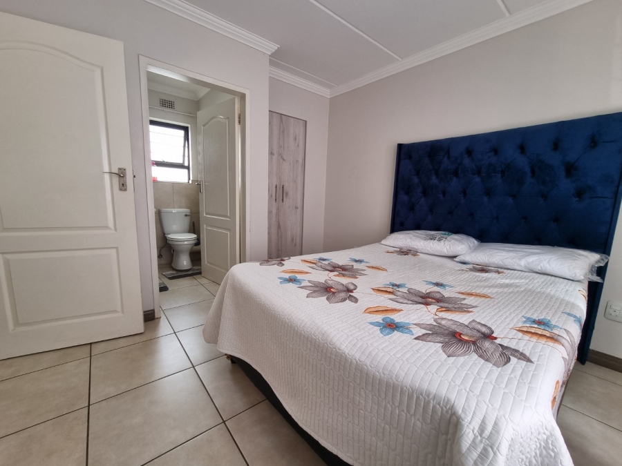 2 Bedroom Property for Sale in Amberfield Gauteng