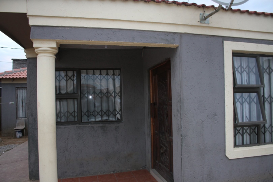 3 Bedroom Property for Sale in Dobsonville Ext 4 Gauteng