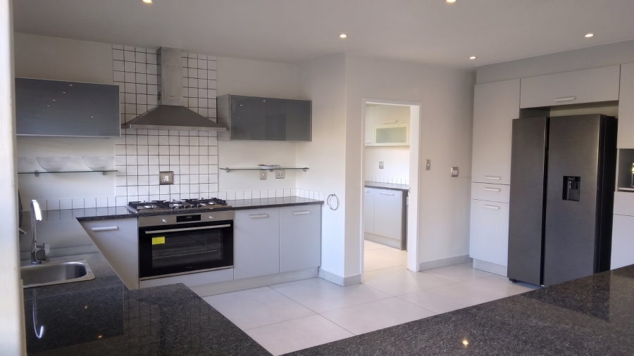 4 Bedroom Property for Sale in Strathavon Gauteng