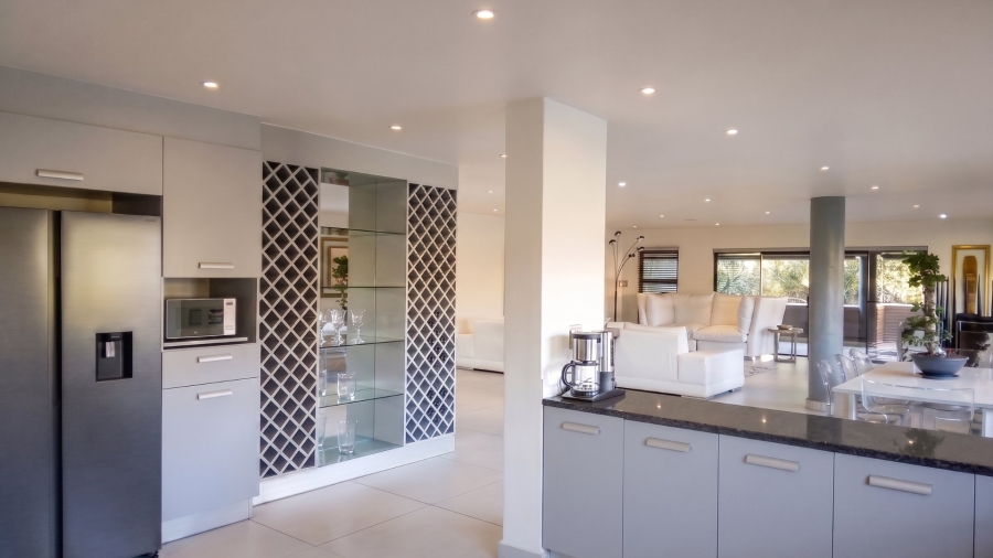 4 Bedroom Property for Sale in Strathavon Gauteng