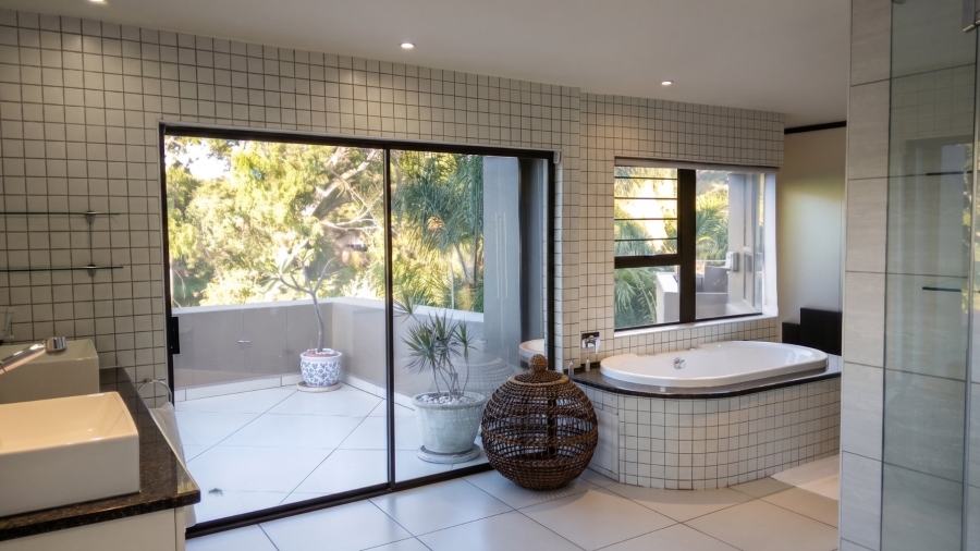 4 Bedroom Property for Sale in Strathavon Gauteng