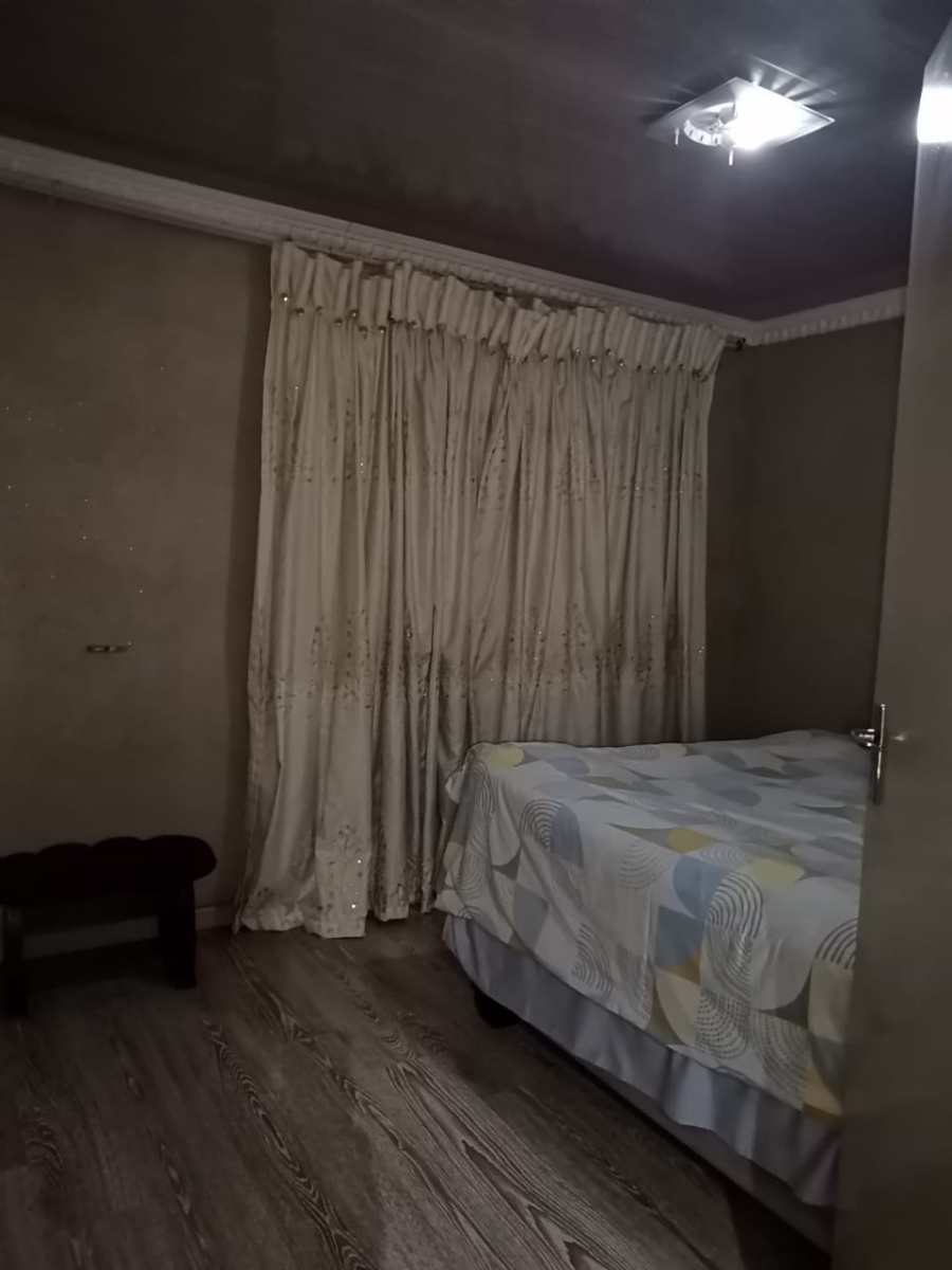 To Let 3 Bedroom Property for Rent in Chiawelo Gauteng