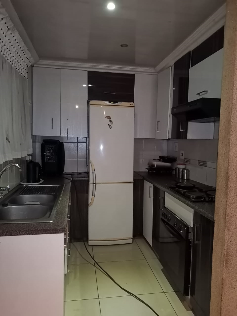 To Let 3 Bedroom Property for Rent in Chiawelo Gauteng