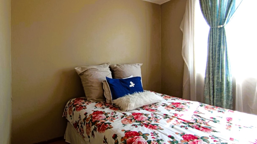 2 Bedroom Property for Sale in Silverton Gauteng