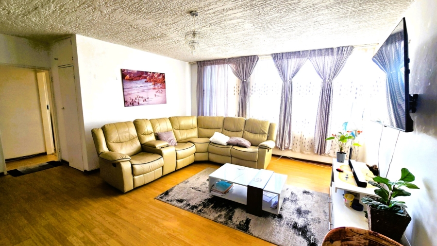 2 Bedroom Property for Sale in Silverton Gauteng