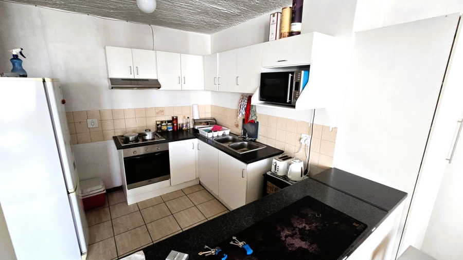2 Bedroom Property for Sale in Silverton Gauteng