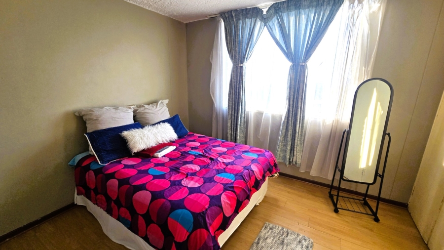 2 Bedroom Property for Sale in Silverton Gauteng