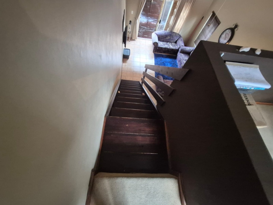 3 Bedroom Property for Sale in Radiokop Gauteng