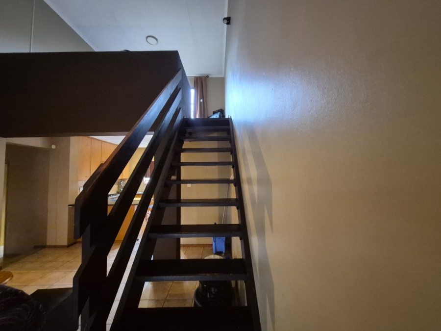 3 Bedroom Property for Sale in Radiokop Gauteng