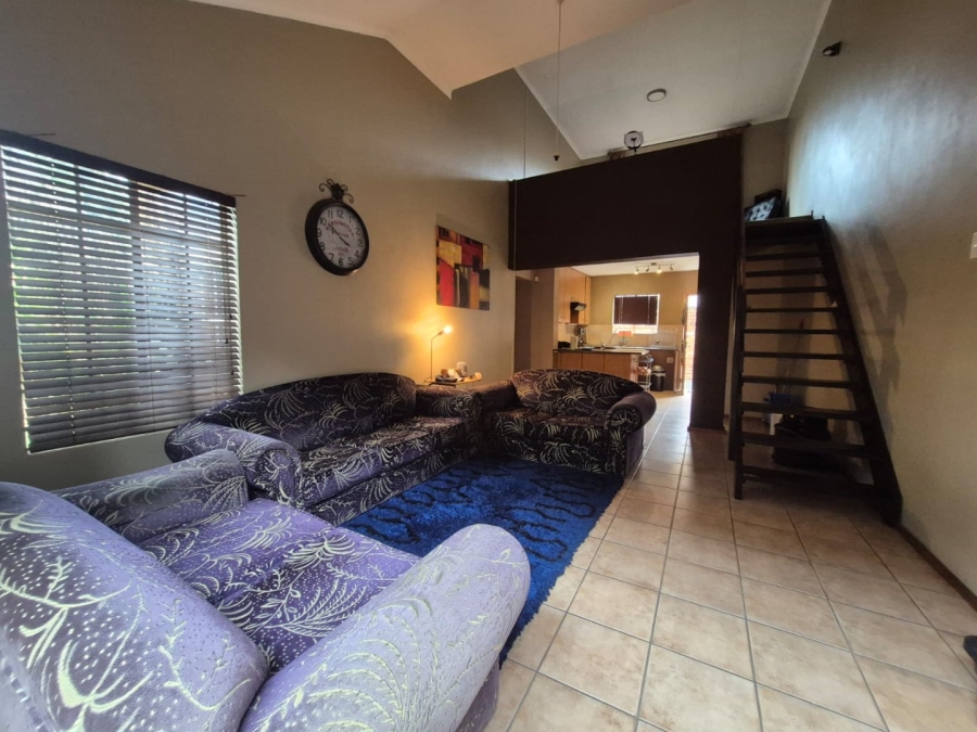 3 Bedroom Property for Sale in Radiokop Gauteng