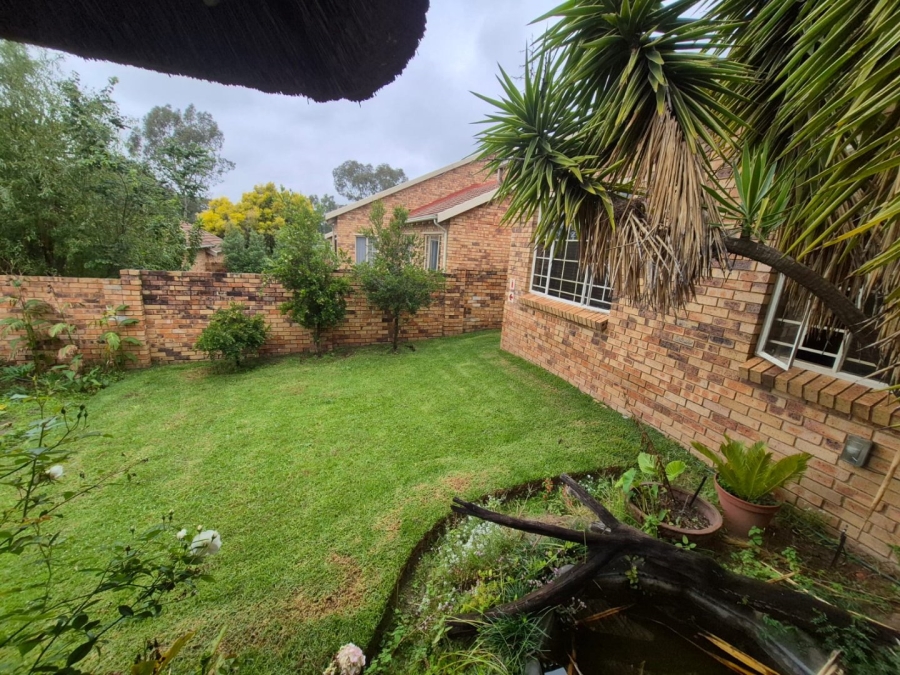 3 Bedroom Property for Sale in Radiokop Gauteng