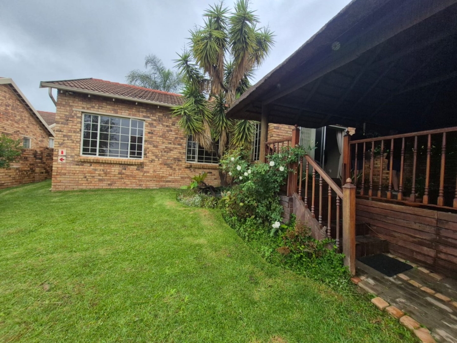 3 Bedroom Property for Sale in Radiokop Gauteng