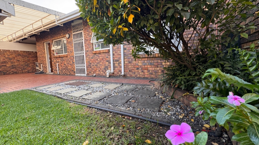 3 Bedroom Property for Sale in Three Rivers Gauteng