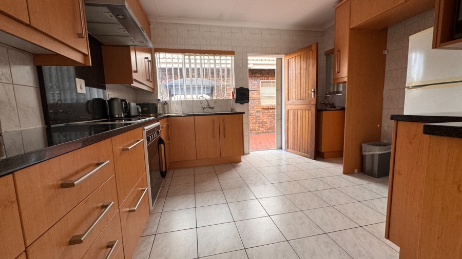 3 Bedroom Property for Sale in Three Rivers Gauteng