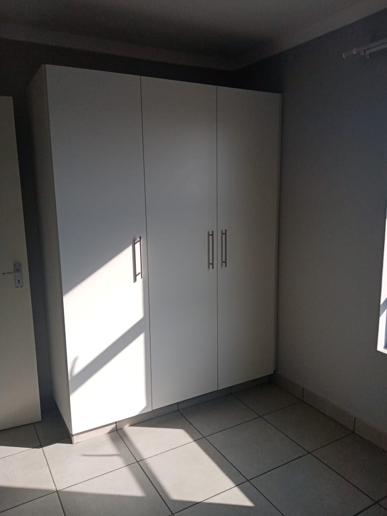 To Let 2 Bedroom Property for Rent in Riverside View Gauteng