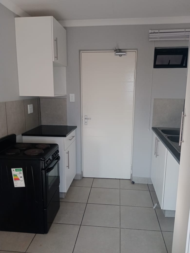 To Let 2 Bedroom Property for Rent in Riverside View Gauteng
