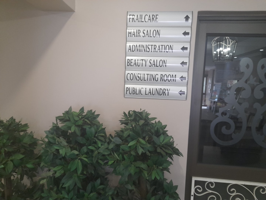 To Let 2 Bedroom Property for Rent in Eldoraigne Gauteng