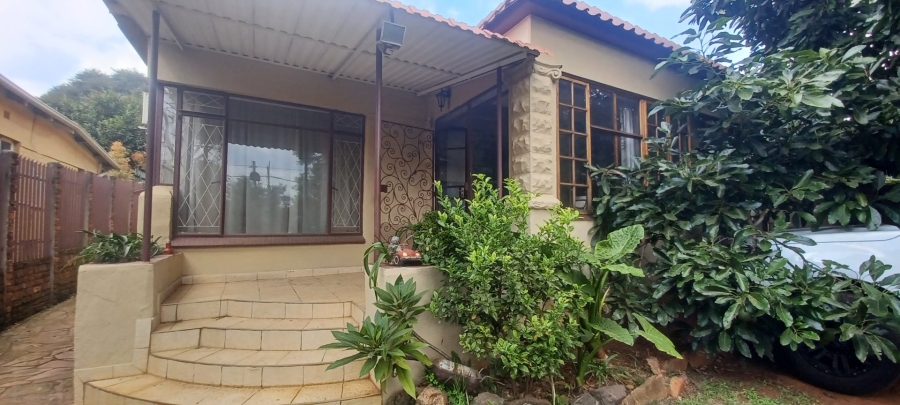 4 Bedroom Property for Sale in Kensington Gauteng