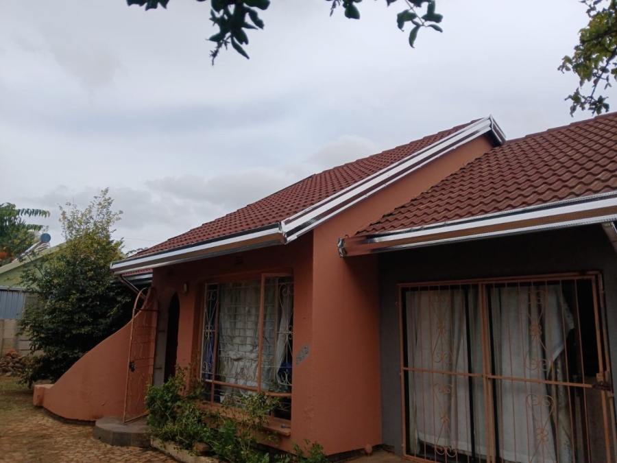 3 Bedroom Property for Sale in Lenasia South Gauteng