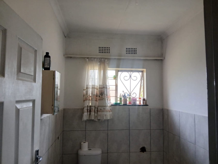 3 Bedroom Property for Sale in Lenasia South Gauteng