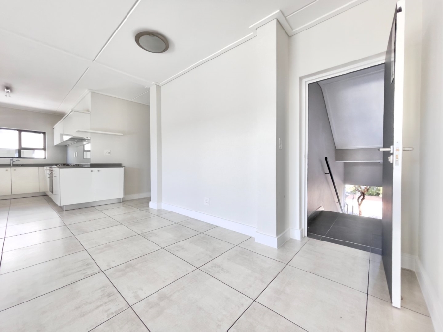 To Let 3 Bedroom Property for Rent in The Polofields Gauteng