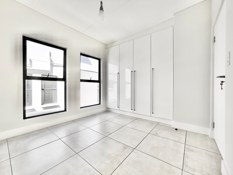 To Let 3 Bedroom Property for Rent in The Polofields Gauteng