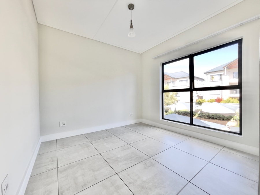 To Let 3 Bedroom Property for Rent in The Polofields Gauteng