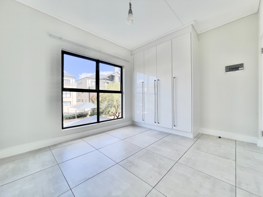 To Let 3 Bedroom Property for Rent in The Polofields Gauteng