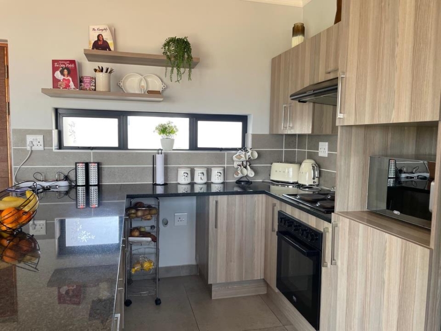 To Let 3 Bedroom Property for Rent in Thatchfield Ridge Gauteng
