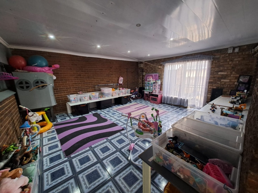 3 Bedroom Property for Sale in Vanderbijlpark SW 1 Gauteng