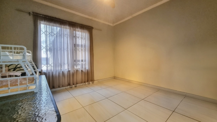 4 Bedroom Property for Sale in Mullerstuine Gauteng