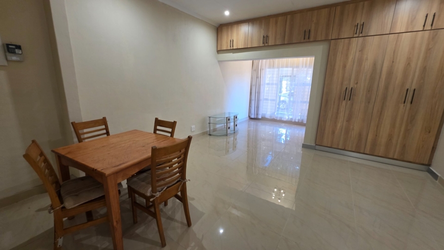 To Let 2 Bedroom Property for Rent in Laudium Gauteng