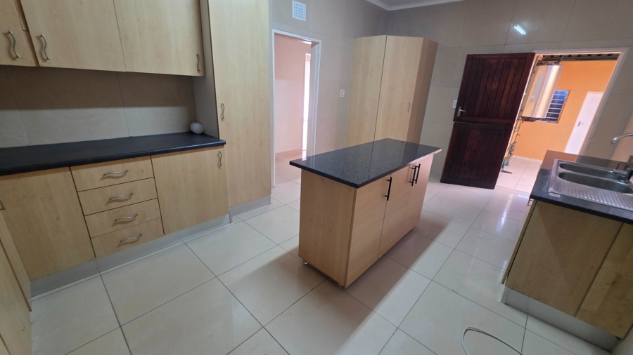To Let 2 Bedroom Property for Rent in Laudium Gauteng